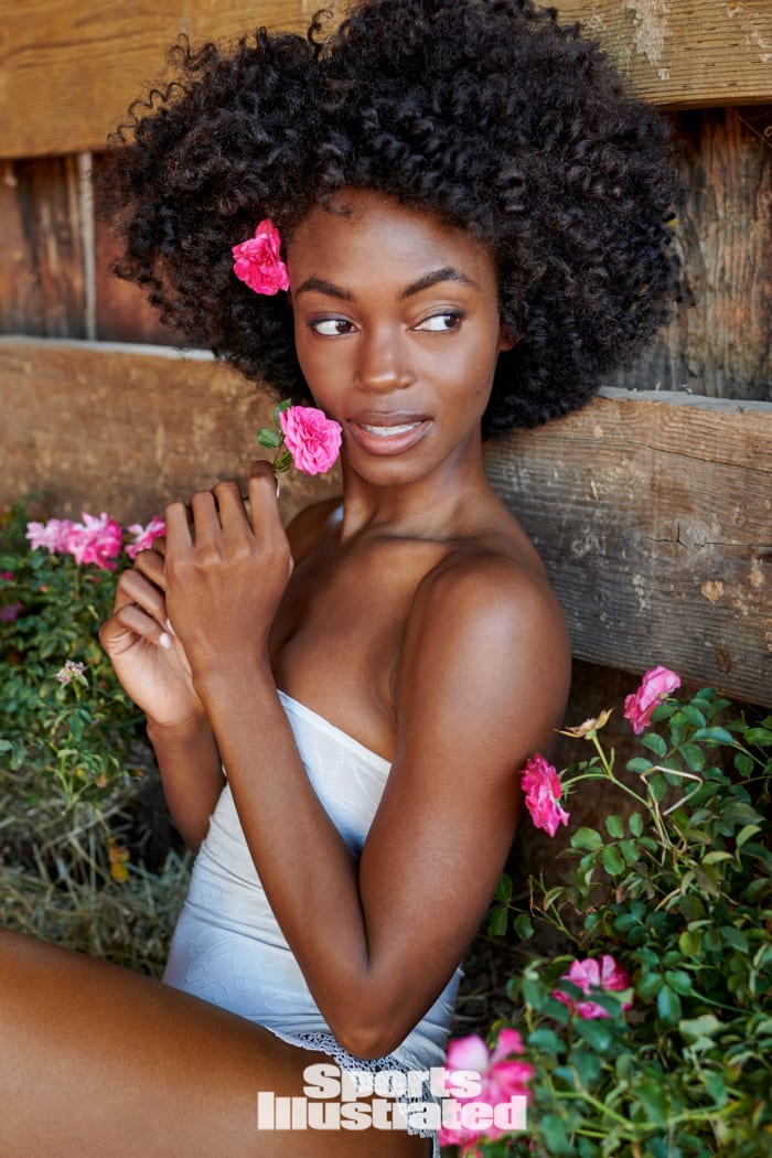 X163463_TK2_00546WMweb